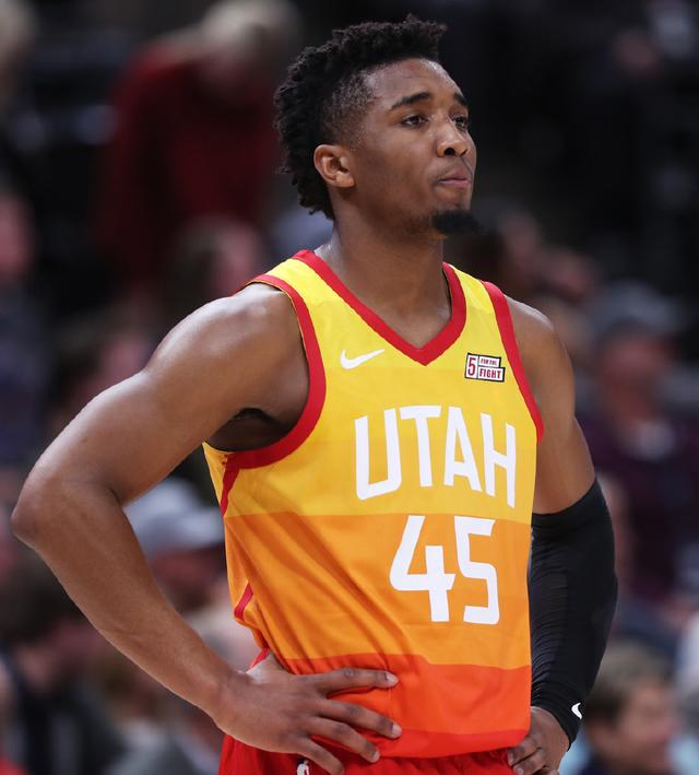 的舆论压力 的舆论压力