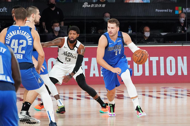 德媒：曼联在夏天接触过小赫内斯，对方受宠若惊但礼貌拒绝