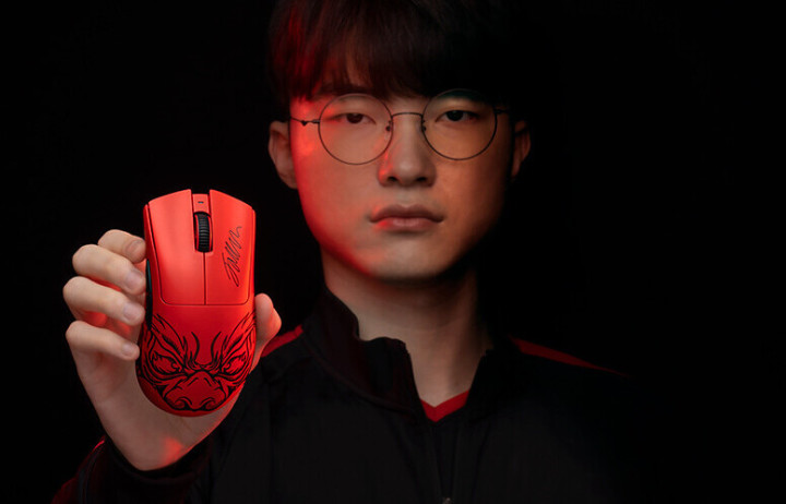 英超赛场上 英超赛场上