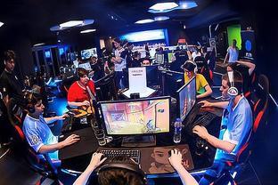 抓住暑期尾巴来看球！今晚利物浦枪手争榜首，明早梅西冲击第47冠