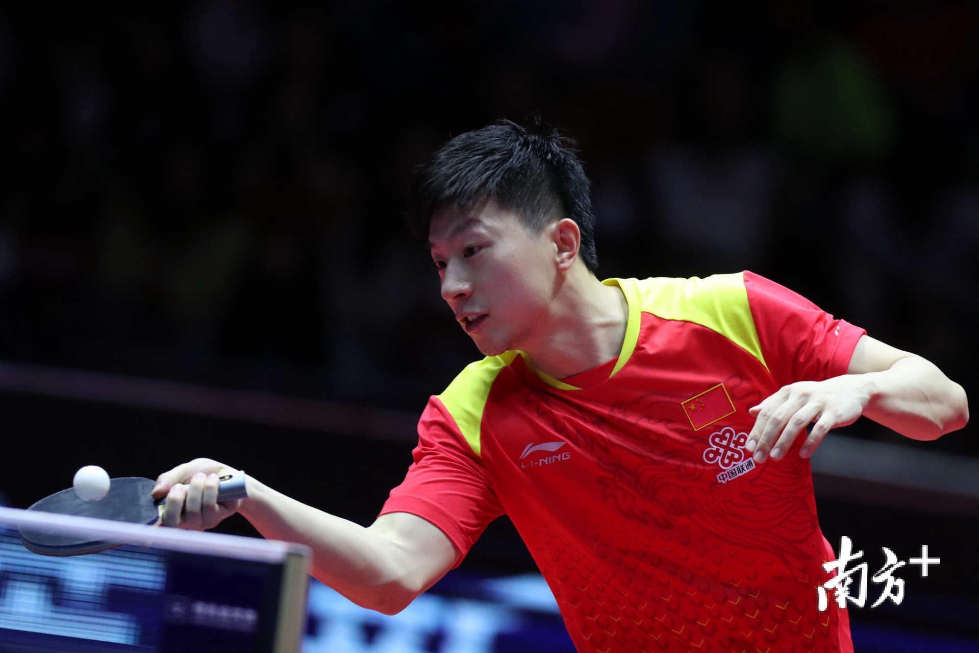 他展示了他 他展示了他